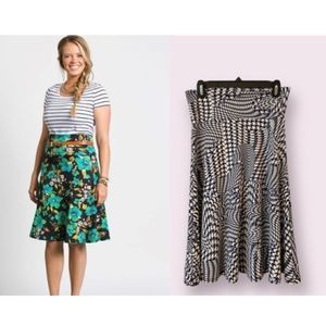 ✂️ 3/$25! LuLaRoe Azure Skirt Blue and White Print (stars) Small